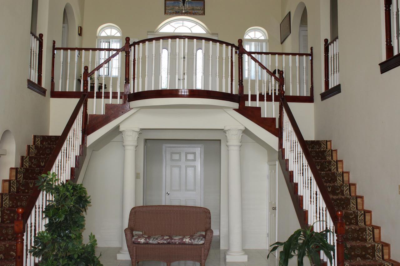 The Royal Kensington Villa Montego Bay Exteriör bild