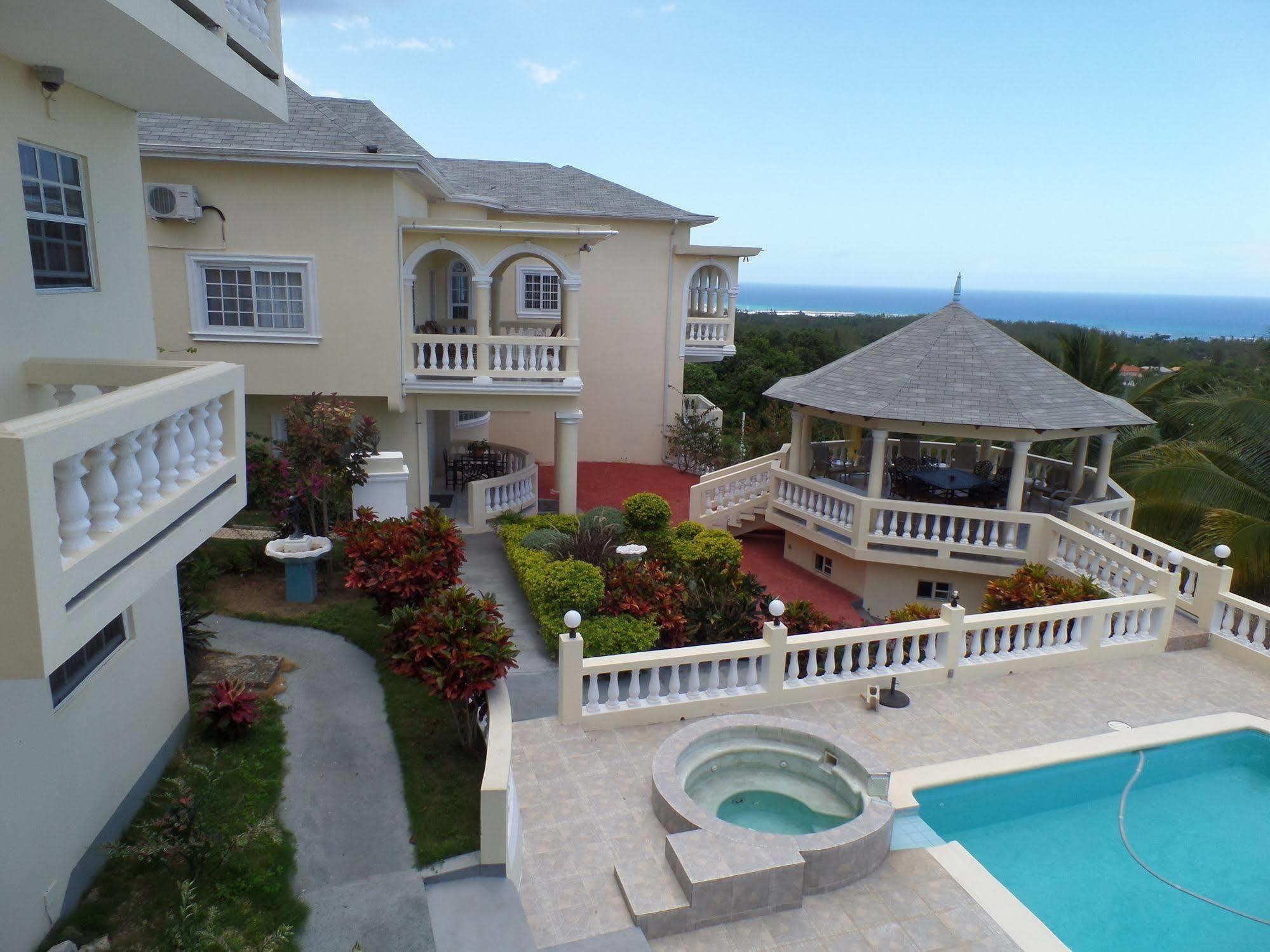 The Royal Kensington Villa Montego Bay Exteriör bild